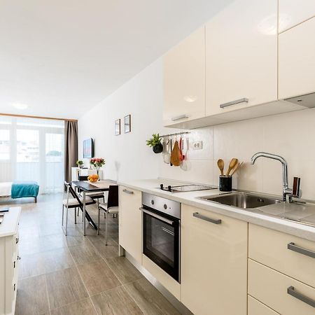 Studio Apartment Romana Split Buitenkant foto